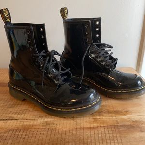 LIKE NEW DOC MARTENS!